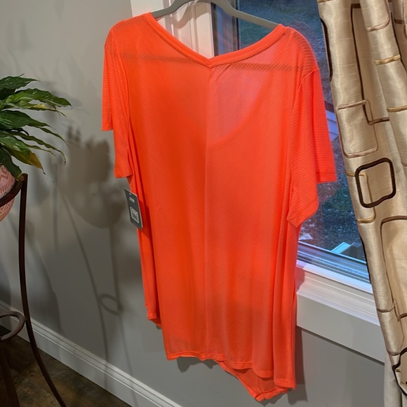 Marika Plus Size V Neck Shortsleeve Draped Athletic Shirt - Picture 2 of 3